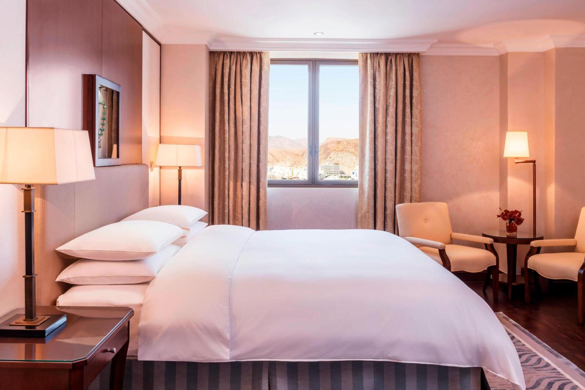 מוסקט Sheraton Oman Hotel מראה חיצוני תמונה A room at the InterContinental Vienna