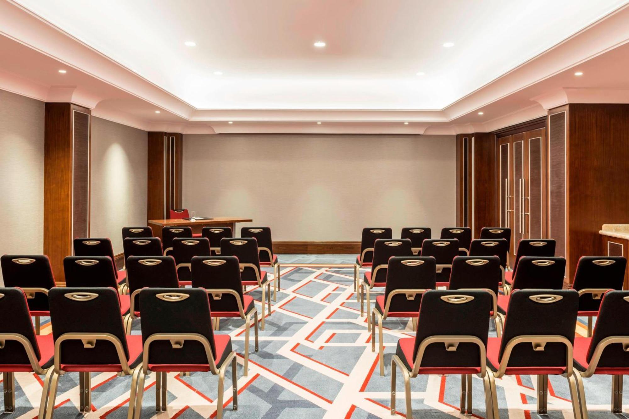 מוסקט Sheraton Oman Hotel מראה חיצוני תמונה Meeting room